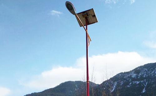 如何选择高质量的张掖太阳能路灯材料：全方位指南