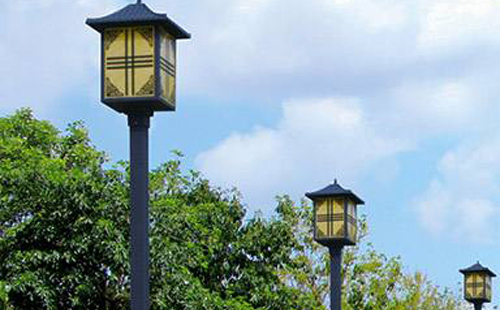 张掖庭院灯安装间距与布灯设计全解析