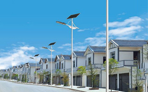 张掖太阳能路灯配置与在乡村道路照明中的应用